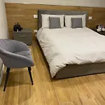 Villa Sama\'
